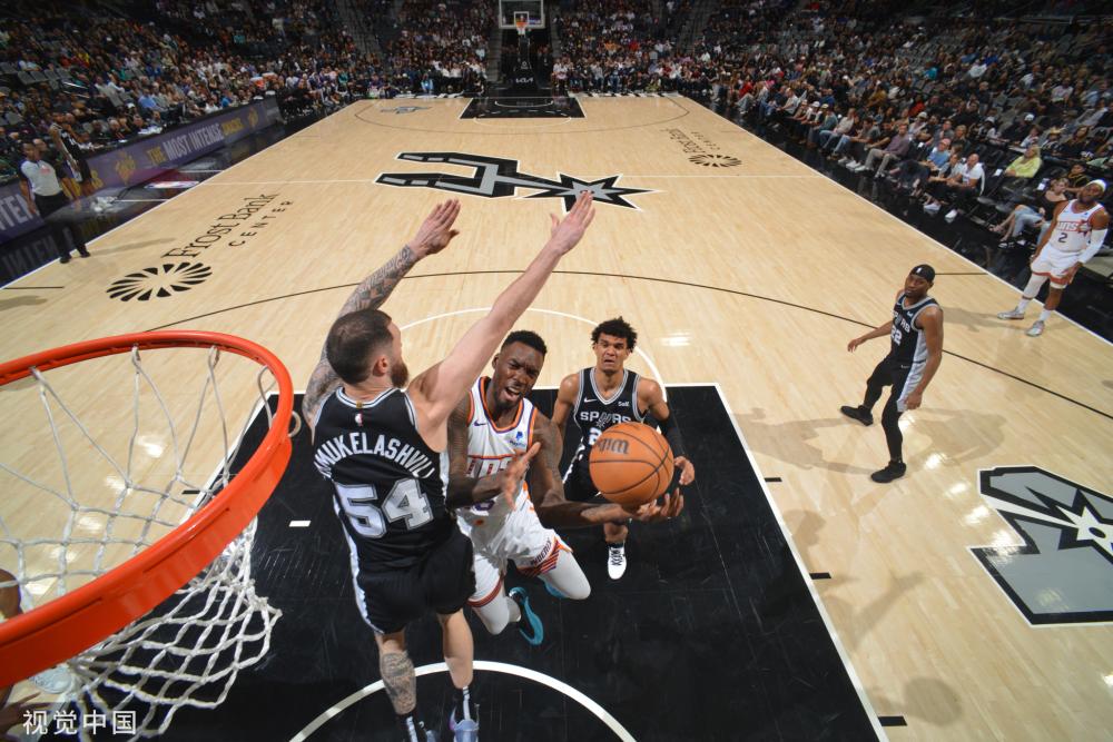 强大的体育 强大的体育